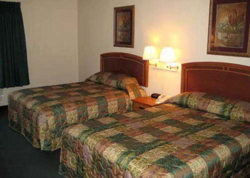 Quality Inn & Suites Airport Austin Exterior photo